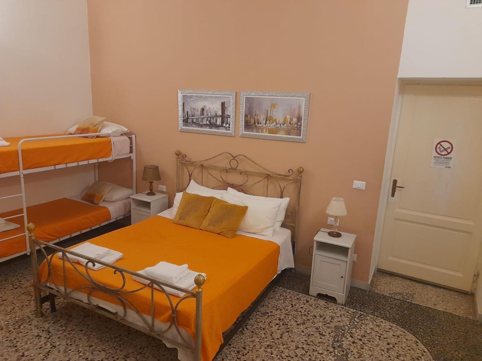 Casa Roma Affittacamere Екстер'єр фото